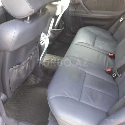 Mercedes E 240 2000, 298,000 km - 2.4 л - Bakı