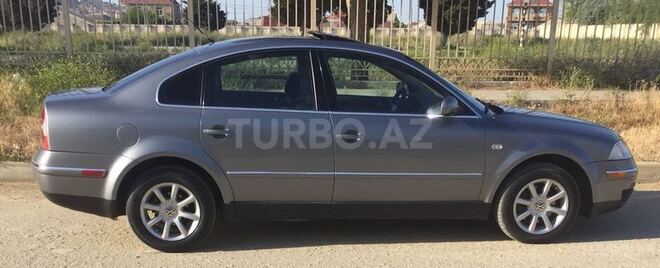 Volkswagen Passat 2003, 205,209 km - 1.8 l - Bakı