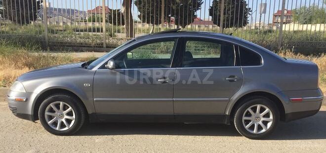 Volkswagen Passat 2003, 205,209 km - 1.8 l - Bakı