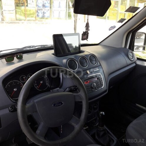 Ford Tourneo Connect 2010, 272,000 km - 1.8 л - Şirvan