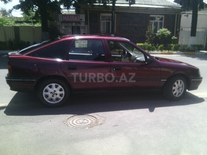 Opel Vectra 1993, 329,888 km - 2.0 л - Zaqatala
