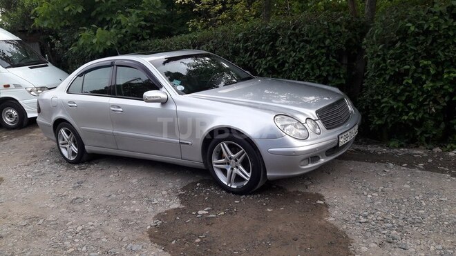 Mercedes E 220 2002, 25,000 km - 0.2 l - Bakı