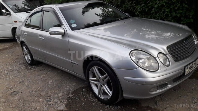 Mercedes E 220 2002, 25,000 km - 0.2 l - Bakı