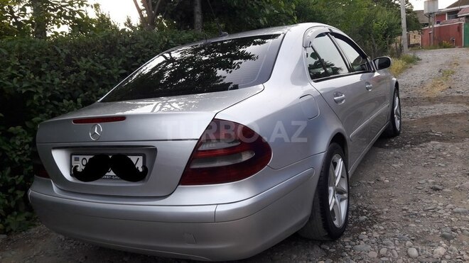 Mercedes E 220 2002, 25,000 km - 0.2 l - Bakı