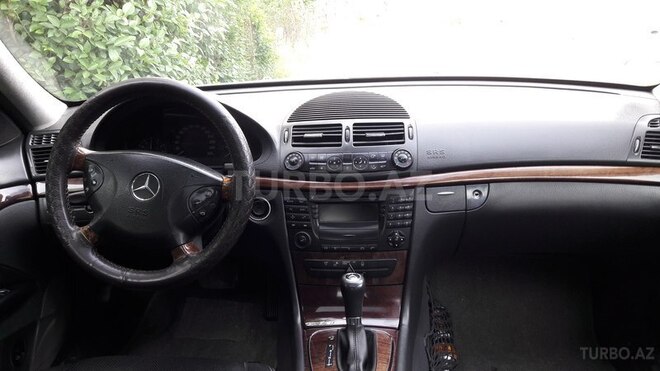 Mercedes E 220 2002, 25,000 km - 0.2 l - Bakı