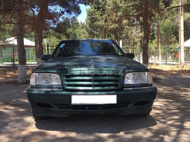 Mercedes C 180 1999, 260,000 km - 1.8 л - Bakı