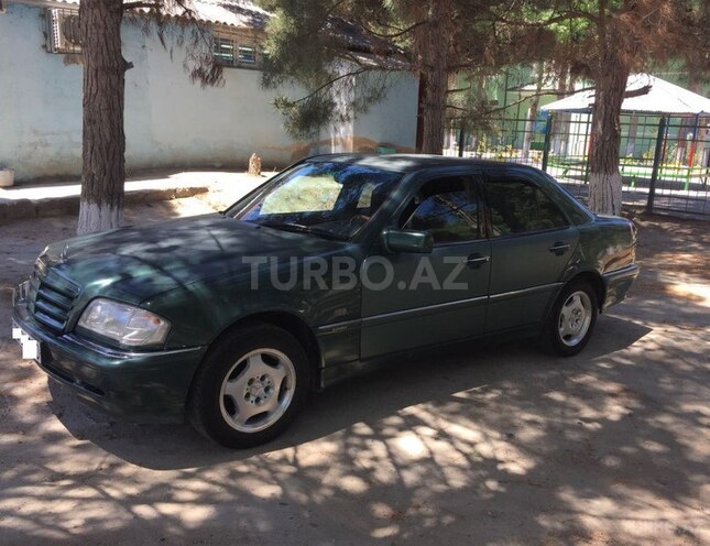 Mercedes C 180 1999, 260,000 km - 1.8 л - Bakı