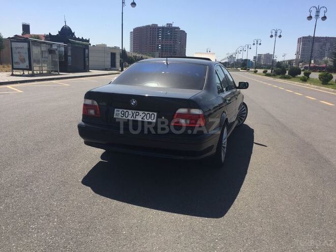 BMW 525 2001, 175,000 km - 2.5 l - Bakı
