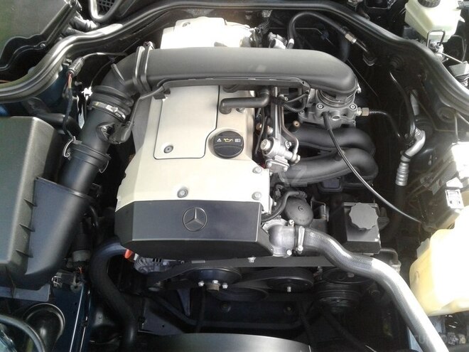 Mercedes E 200 1999, 217,852 km - 0.2 л - Yevlax