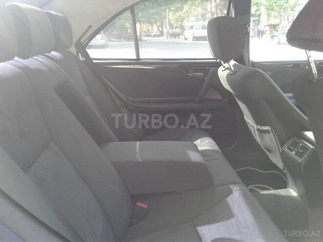 Mercedes E 200 1999, 217,852 km - 0.2 л - Yevlax