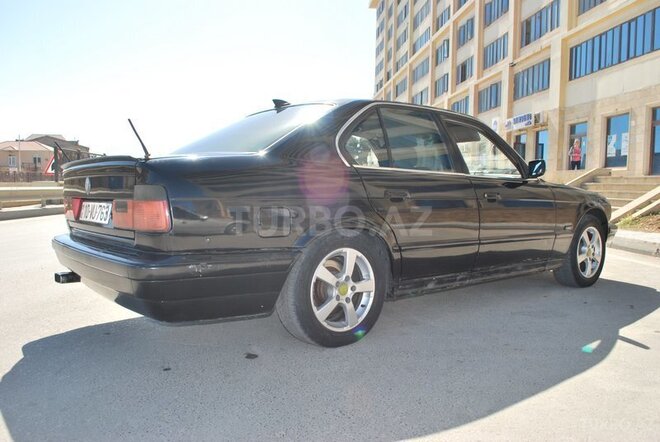BMW 520 1989, 250,000 km - 2.0 l - Bakı