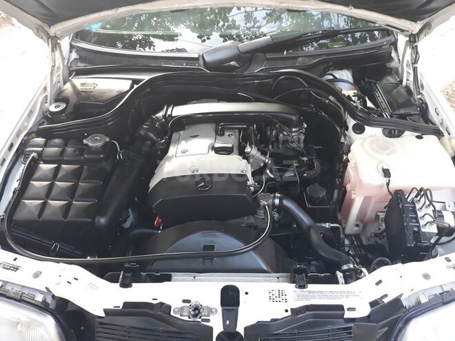 Mercedes C 230 2000, 158,000 km - 2.3 l - Bakı