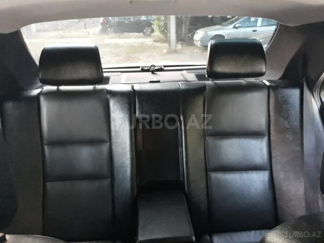 Mercedes C 230 2000, 158,000 km - 2.3 l - Bakı