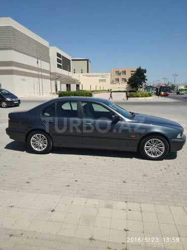 BMW 523 1999, 179,000 km - 2.5 l - Bakı