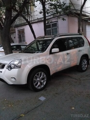 Nissan X-Trail 2014, 35,000 km - 2.5 л - Bakı