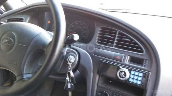 Hyundai Elantra 2002, 141,000 km - 2.0 l - Bakı