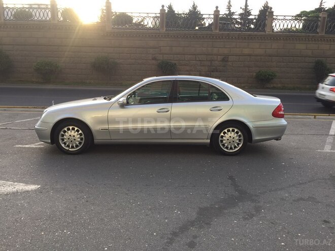 Mercedes E 200 2005, 217,000 km - 1.8 l - Bakı