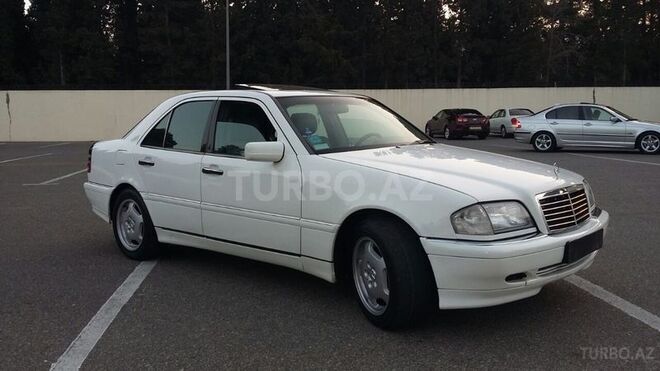 Mercedes C 230 1997, 256,000 km - 2.3 l - Bakı