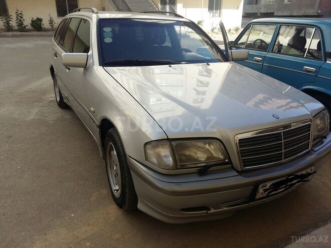 Mercedes C 220 2000, 293,000 km - 0.3 l - Bakı