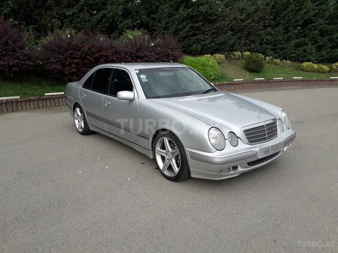 Mercedes E 220 2000, 289,000 km - 2.2 л - Şəmkir