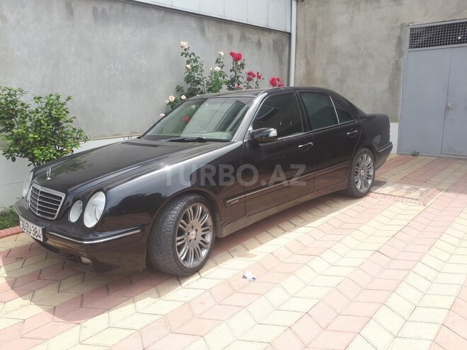 Mercedes E 240 1999, 210,000 km - 2.4 л - Şəmkir