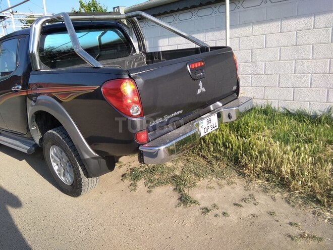 Mitsubishi L200 2012, 191,000 km - 2.5 l - Şirvan
