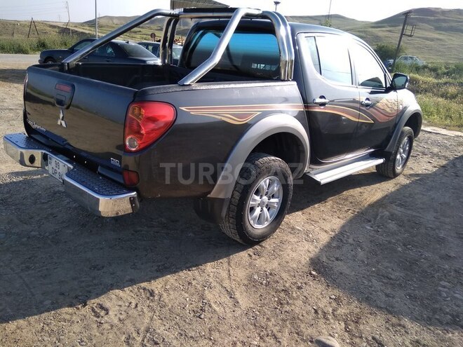 Mitsubishi L200 2012, 191,000 km - 2.5 l - Şirvan