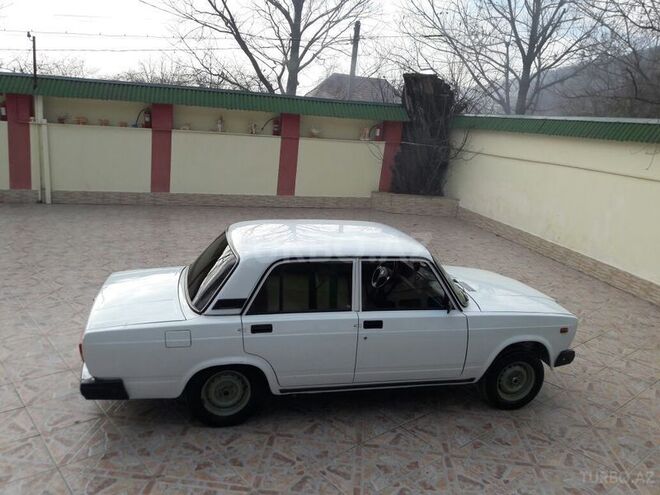 LADA (VAZ) 2107 2006, 98,000 km - 0.2 l - Oğuz