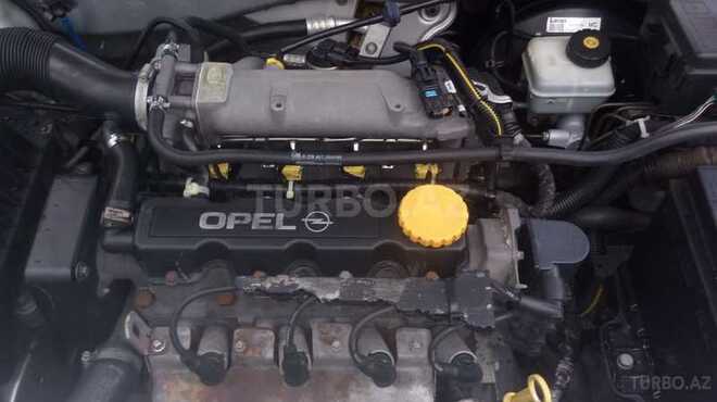Opel Astra 2003, 241,000 km - 1.6 l - Bakı