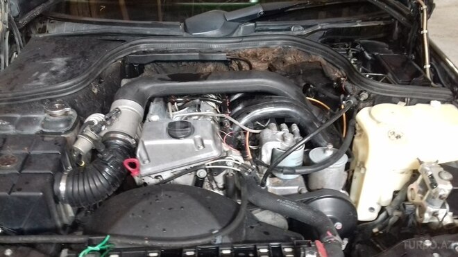 Mercedes C 220 1993, 613,873 km - 2.2 l - Masallı
