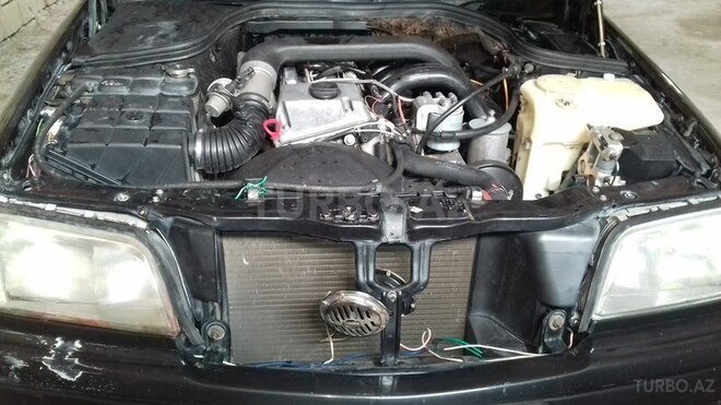 Mercedes C 220 1993, 613,873 km - 2.2 l - Masallı