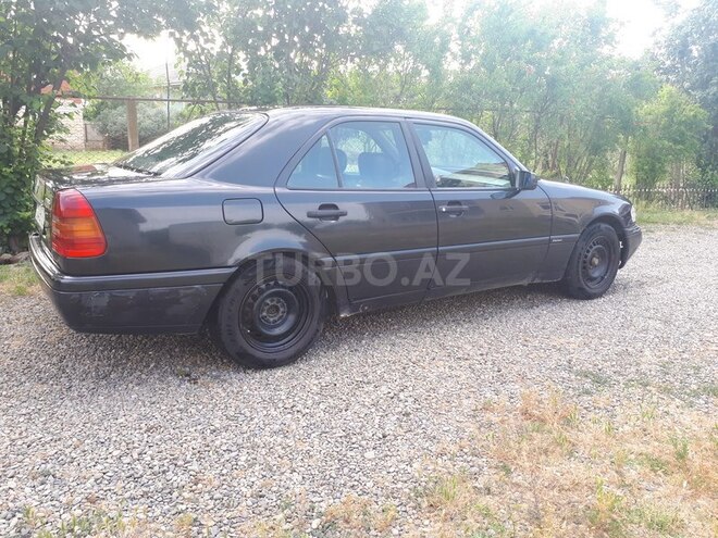 Mercedes C 220 1993, 613,873 km - 2.2 l - Masallı