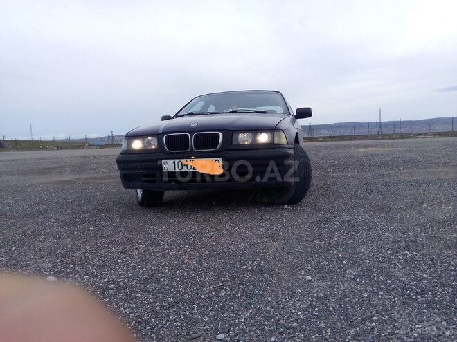 BMW 318 1992, 235,245 km - 1.8 l - Sumqayıt