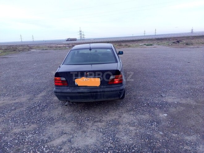 BMW 318 1992, 235,245 km - 1.8 l - Sumqayıt
