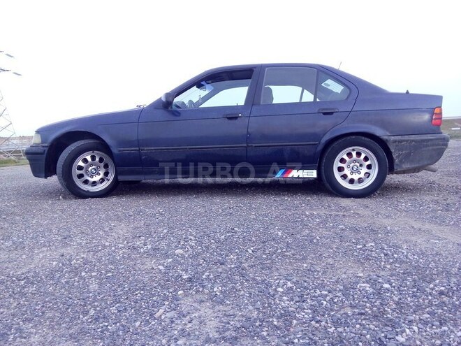 BMW 318 1992, 235,245 km - 1.8 l - Sumqayıt