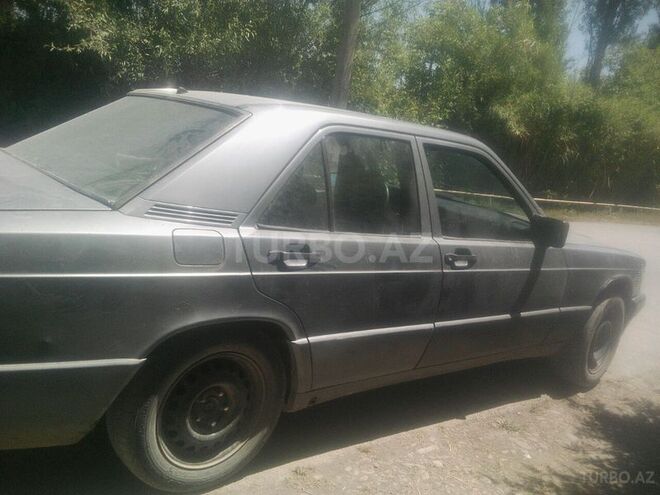 Mercedes 190 1990, 32,569 km - 2.5 l - İmişli