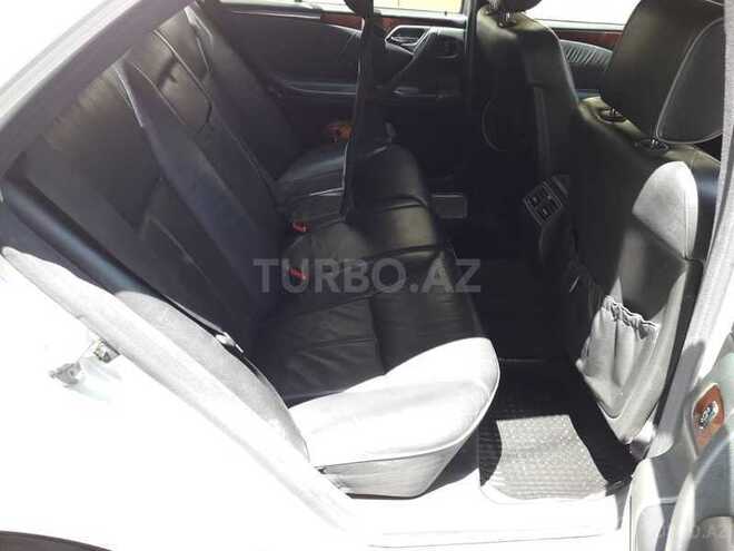 Mercedes E 240 2001, 265,000 km - 2.4 l - Bakı