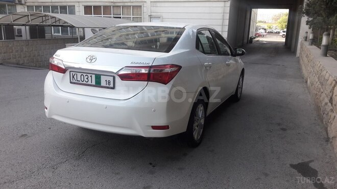 Toyota Corolla 2014, 80,000 km - 1.6 л - Bakı