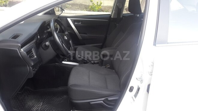 Toyota Corolla 2014, 80,000 km - 1.6 л - Bakı
