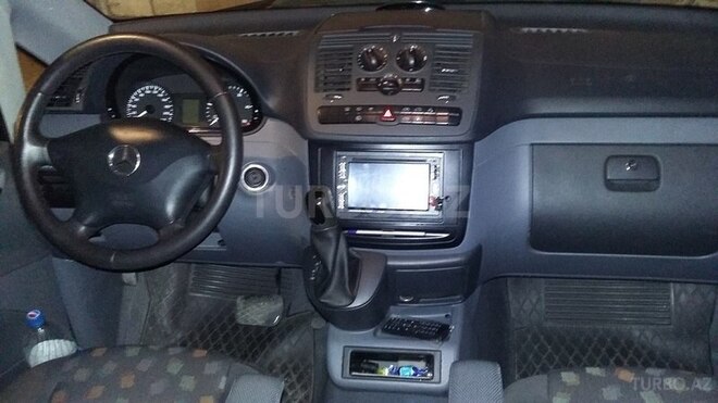 Mercedes Vito 115 2009, 301,000 km - 2.2 л - Bakı