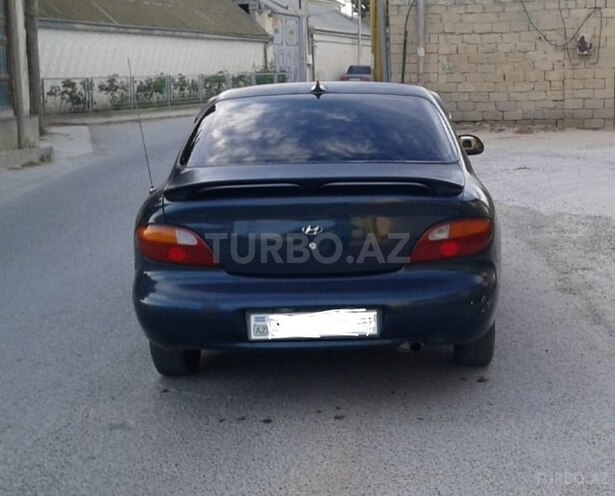 Hyundai Elantra 1996, 300,000 km - 1.6 л - Bakı