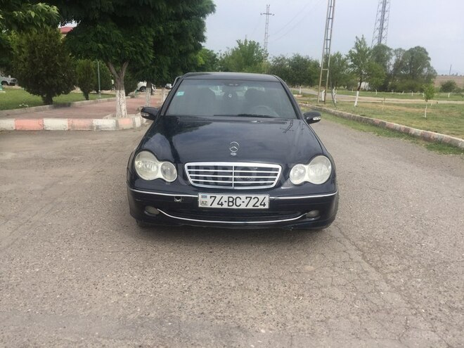 Mercedes C 200 2001, 180,000 km - 2.0 л - Naxçıvan