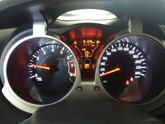 Nissan Juke 2015, 9,000 km - 1.6 l - Bakı