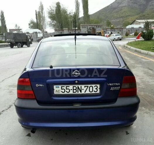 Opel Vectra 1996, 268,000 km - 2.0 l - Bakı