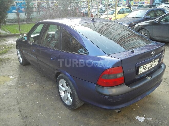 Opel Vectra 1996, 268,000 km - 2.0 l - Bakı