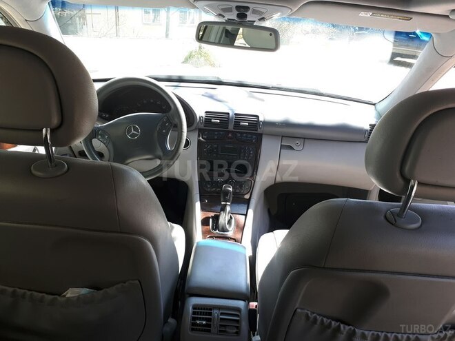 Mercedes C 240 2003, 260,000 km - 2.6 l - Bakı