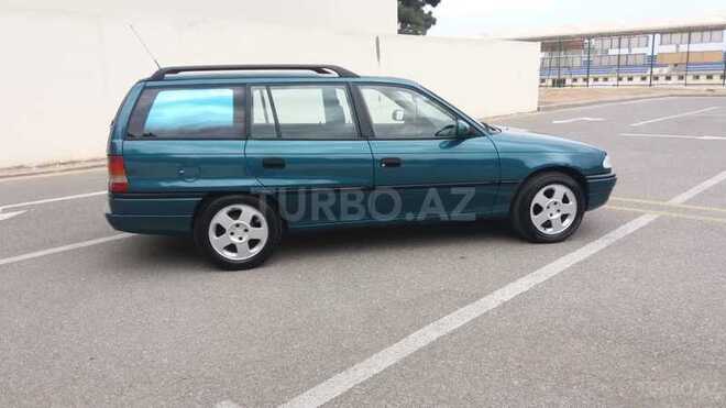 Opel Astra 1994, 278,000 km - 1.6 л - Sumqayıt