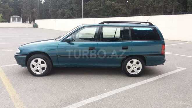 Opel Astra 1994, 278,000 km - 1.6 л - Sumqayıt