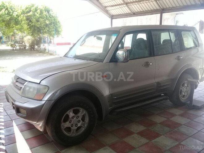 Mitsubishi Pajero 2002, 280,000 km - 0.1 l - Masallı