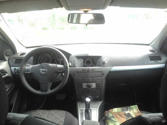 Opel Astra 2006, 192,000 km - 1.8 л - Bakı